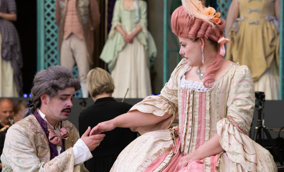 Jacob Phillips as Count Almaviva and Siân Dicker as Countess Almaviva in The Marriage of Figaro, 2021 © Ali Wright