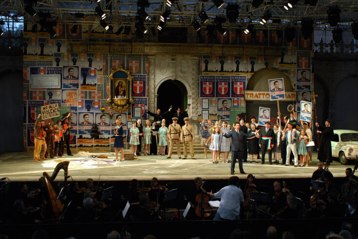 Photos from the original 2008 cast and production. 